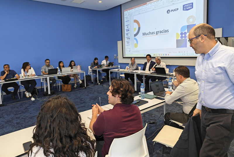 La PUCP presenta respuestas diferenciadas ante el fenómeno El Niño para proteger a su comunidad y asegurar la continuidad académica